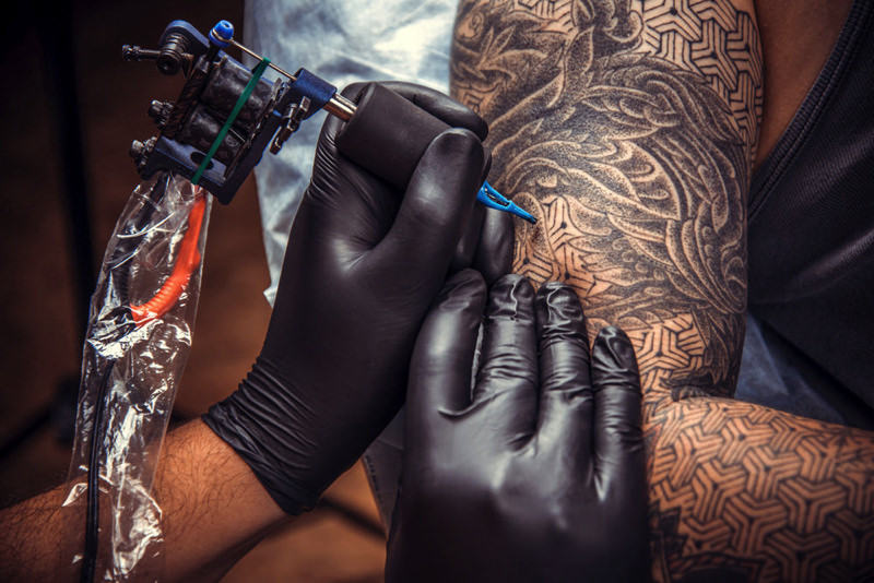 What is the difference between tattoo ink and permanent make-up pigments?